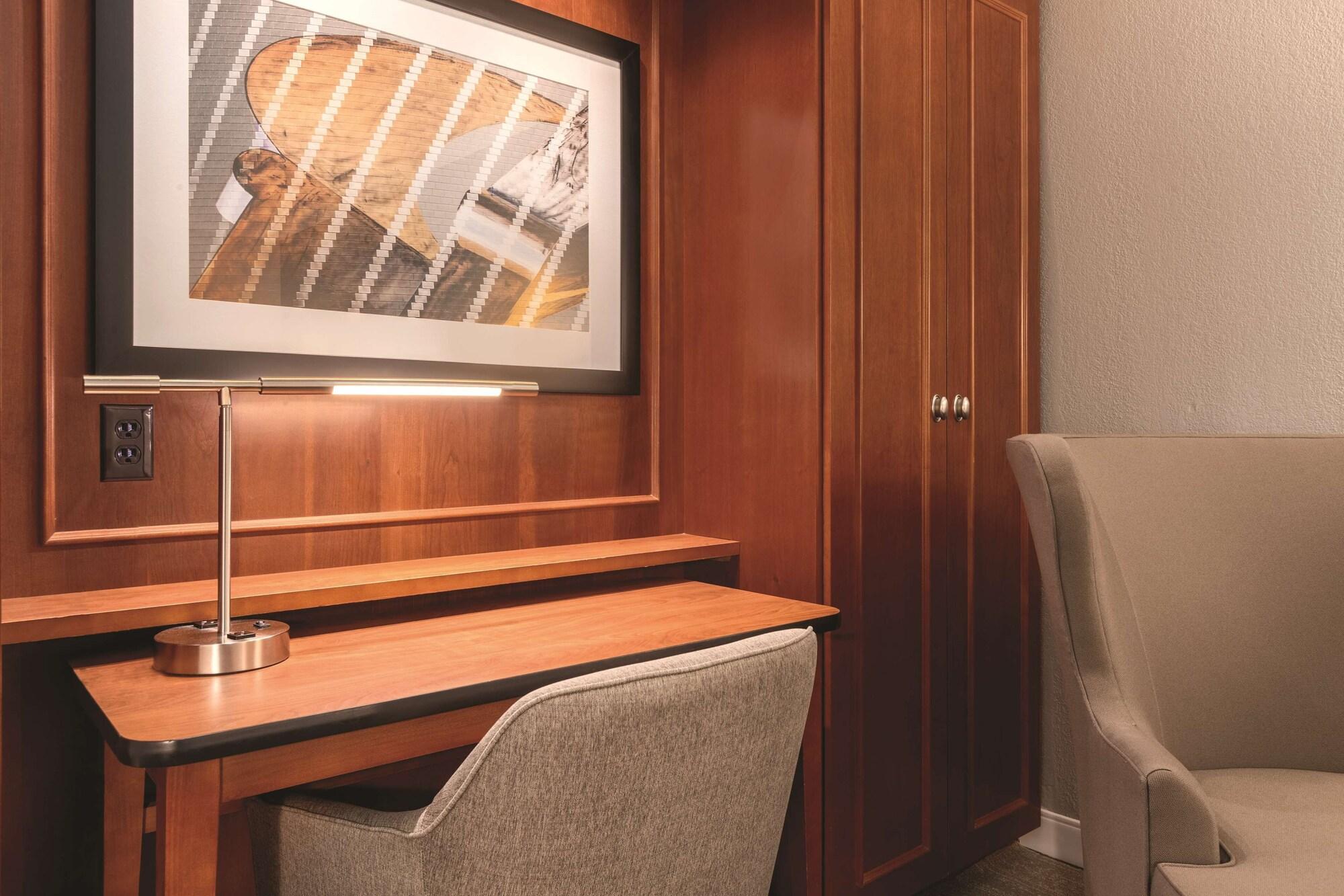Hampton Inn Des Moines-Airport Exteriér fotografie