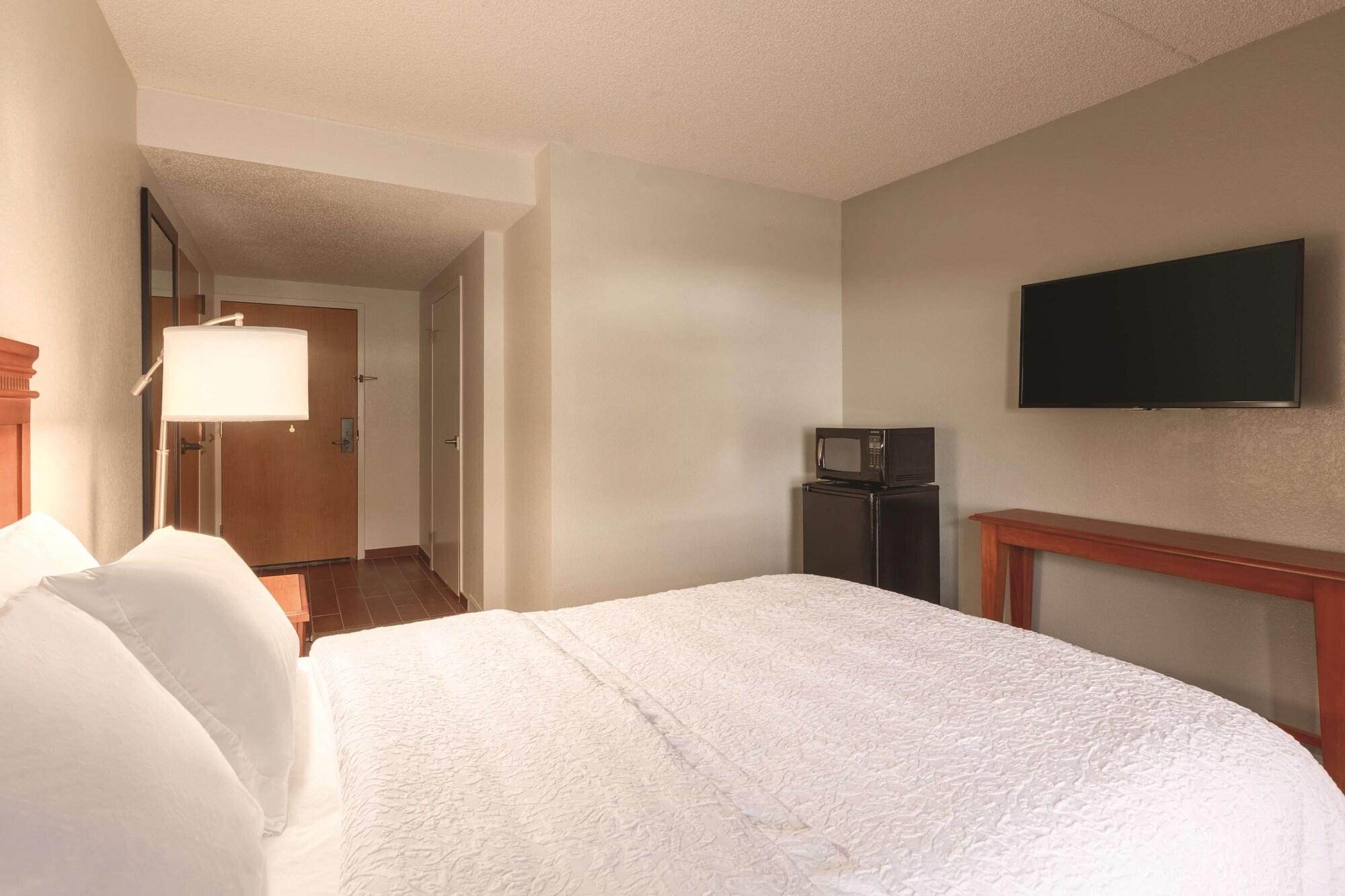 Hampton Inn Des Moines-Airport Exteriér fotografie